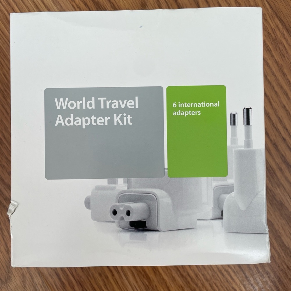 NEW IN BOX Apple World Travel Adapter Kit M8794G/B with 6 adapters